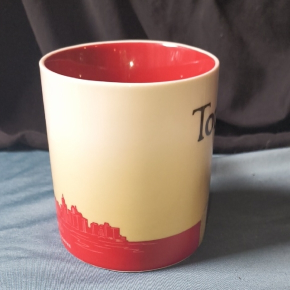 Starbucks Toronto Mug - Red and Cream CN Tower Design 2012 Limited Edition - Picture 4 of 7